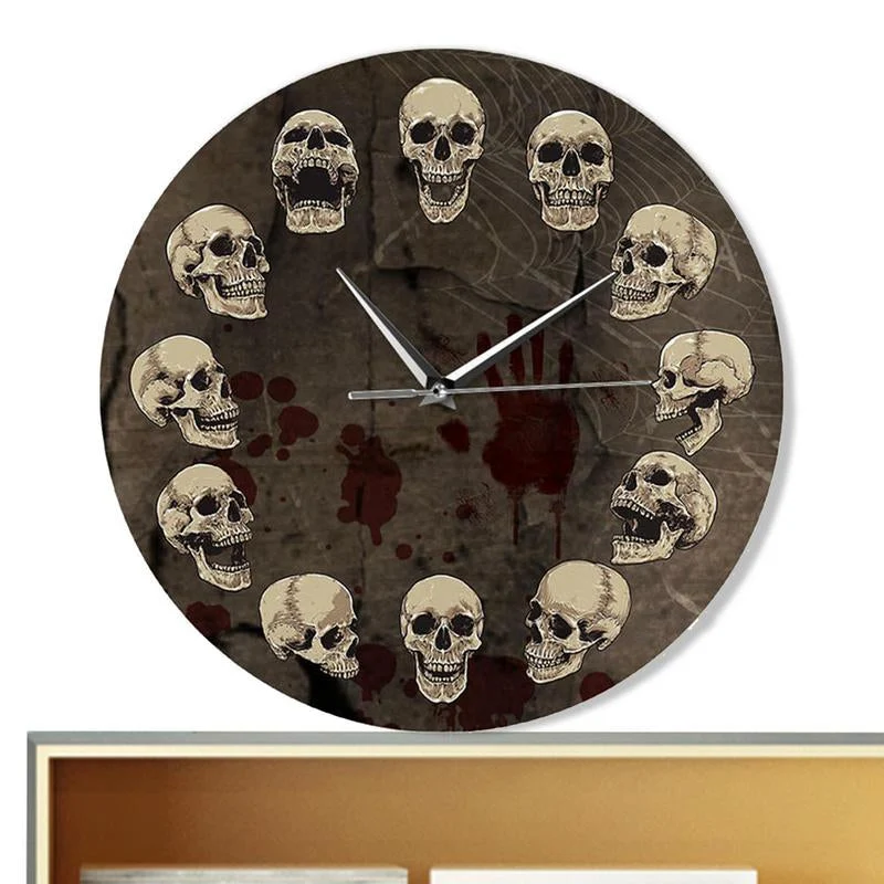 BoneTime - Gotisk vægur med dødningehoved og lydløs præcision