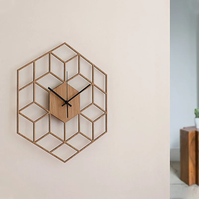 HexaTime - Moderne sekskantet vægur med kunstnerisk flair