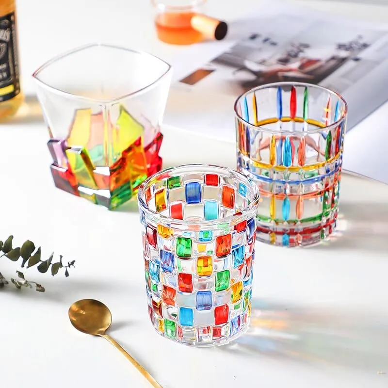 LumoSip - Designerglas med kunstnerisk mønster og flydende kurver