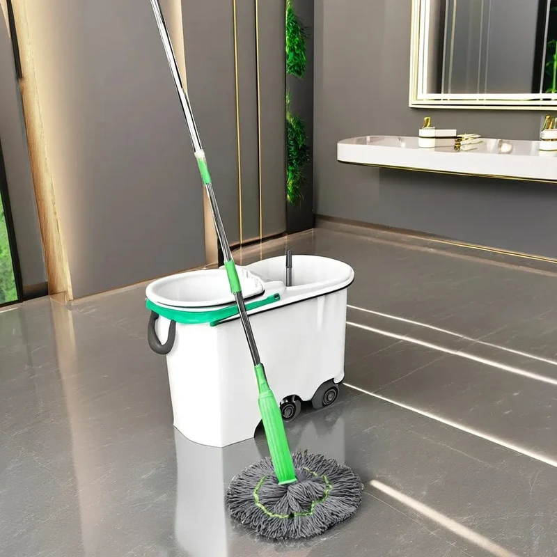 MopTiq – 360° roterende mikrofibermoppe med håndfri vridning for nem rengøring