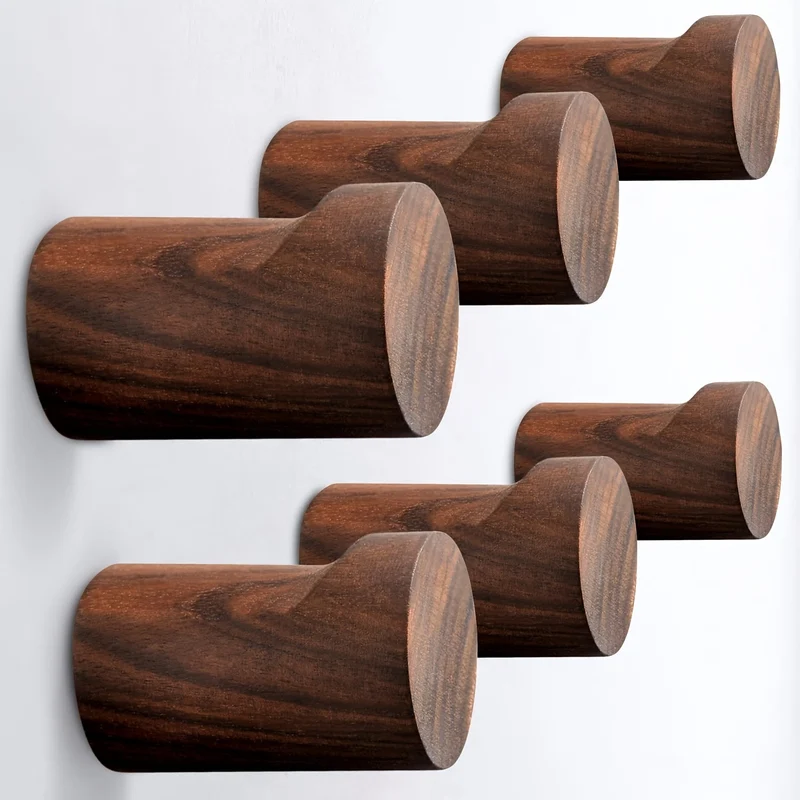 HookCraft - Vægmonterede valnøddekroge med elegant moderne design