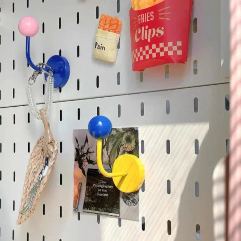 ColorDot – Livlig krogmagnet i legende moderne design