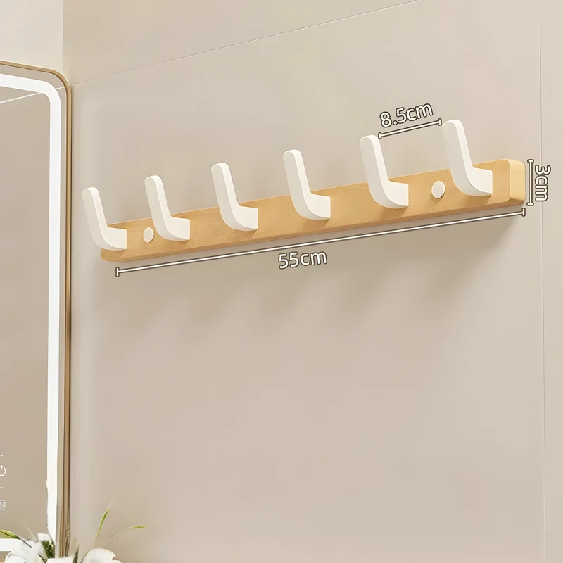 WalnutWisp - Minimalistisk vægkrog med naturlig træåring og glat finish