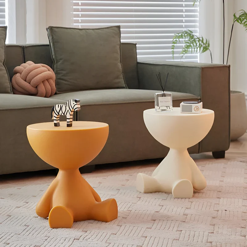 StyleNest – Rundt sidebord med moderne design og multifunktionel brug