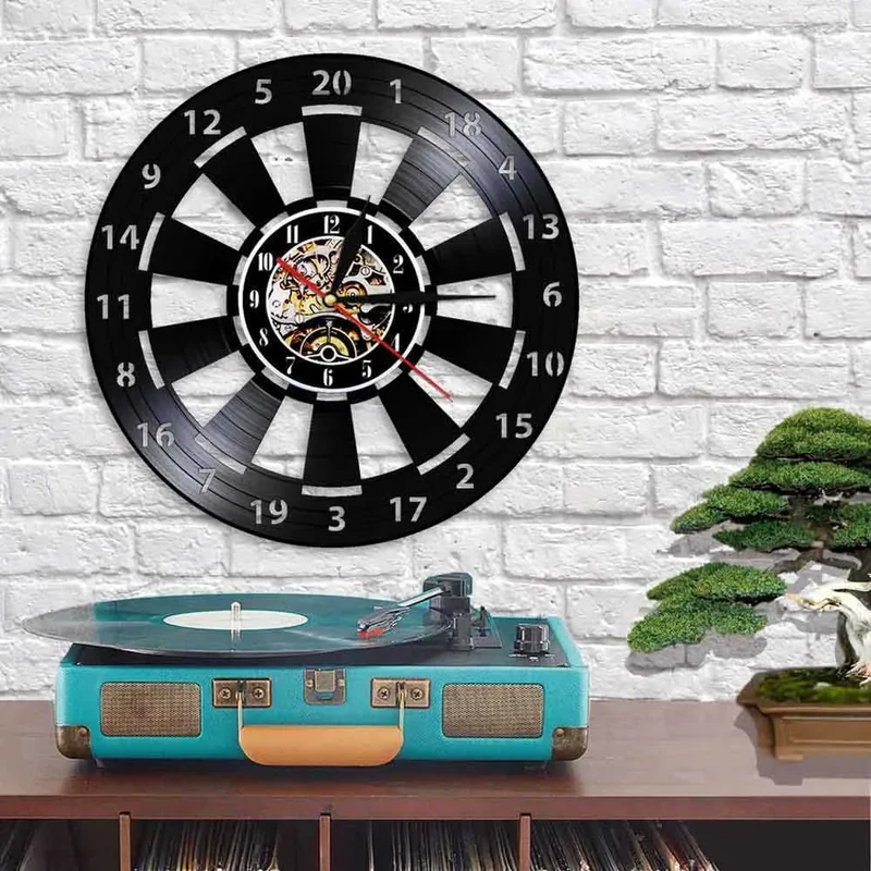 TimeArt – Vintage Dart vægur med lydløs bevægelse og udskifteligt lys
