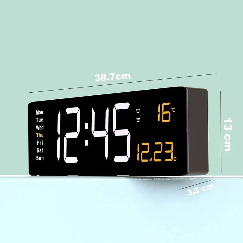 ColorPulse – Farverigt digitalt LED ur med fjernbetjening og tydeligt LED display