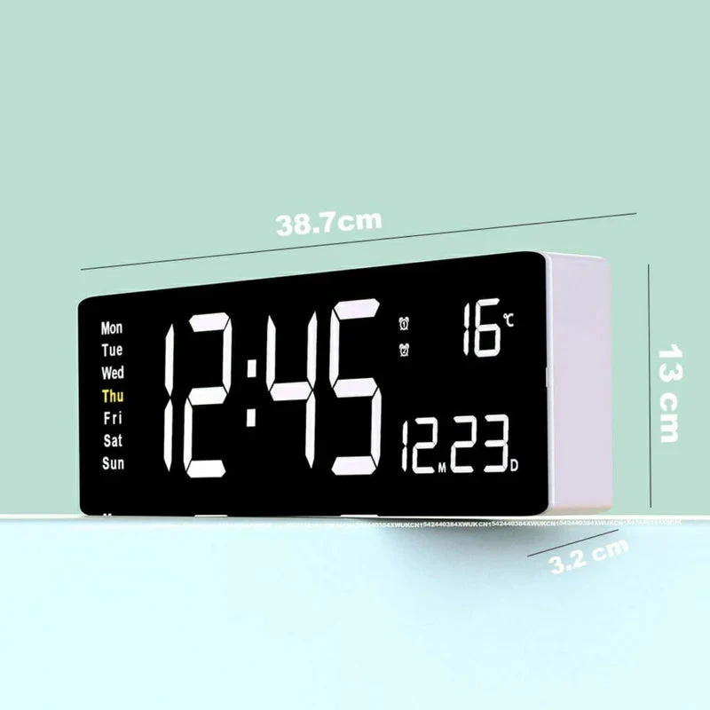 ColorPulse – Farverigt digitalt LED ur med fjernbetjening og tydeligt LED display