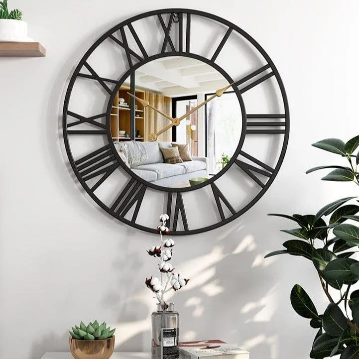 TimeCraft – Stilfuldt vægur med tidløse romertal og elegant design med åben skive