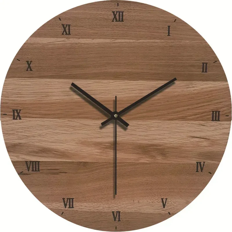 TimeCraft – Rundt vægur med store tal og rustikt design i naturligt træ