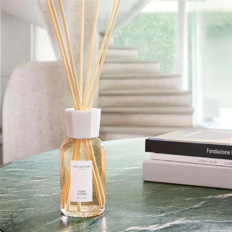 Diffusore a Bastoncini Fiori Chiari 250ml Bianco MILLEFIORI MILANO