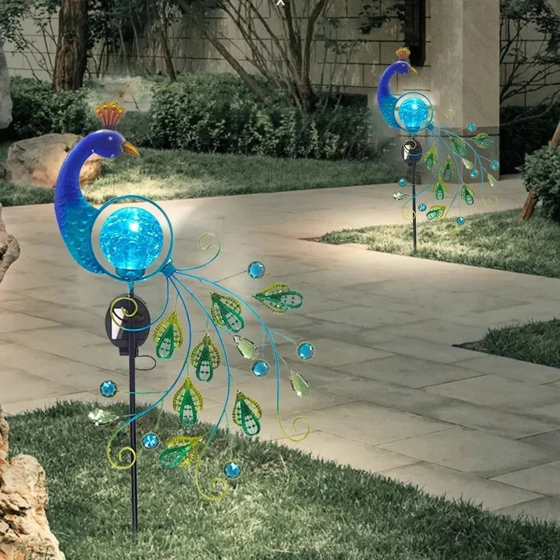 PeacockLite - Solcelledrevet påfugle-inspireret havelys med 40 LED'er til levende belysning