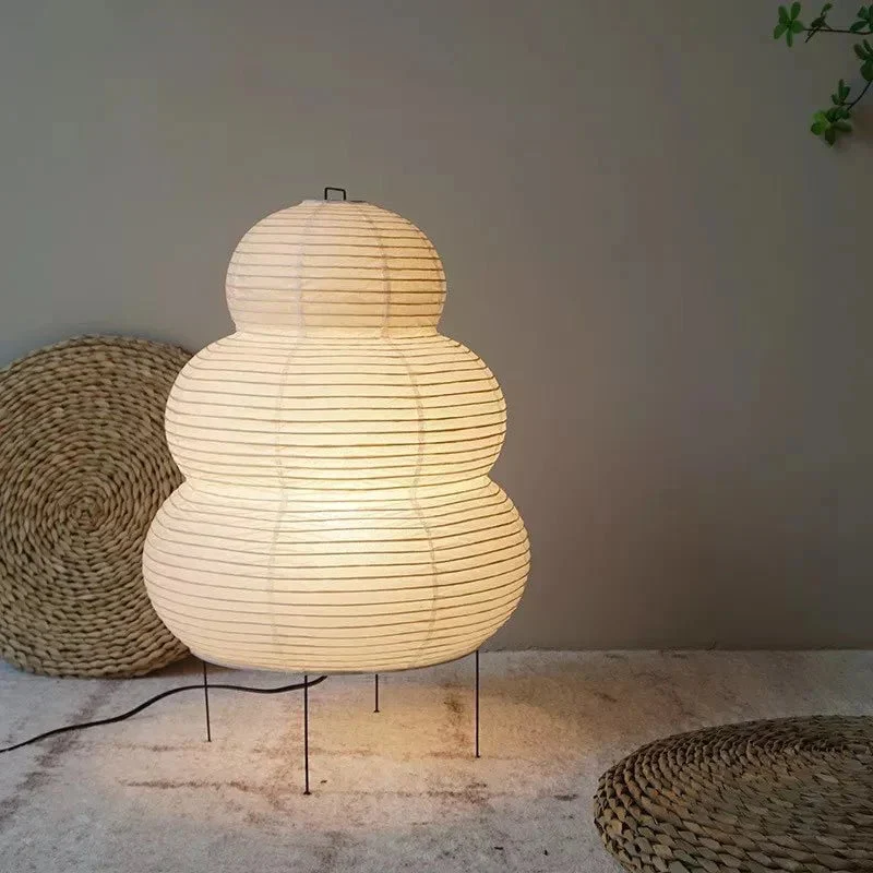 SabiGlow - Kunstnerisk Wabi Sabi Rispapir Gulvlampe med justerbart stativ