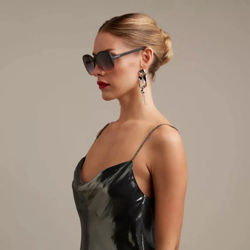 OCCHIALE DA SOLE MODELLO ANNA BUTTERFLY NERO ROSA