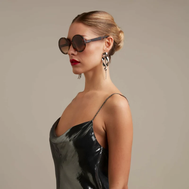 OCCHIALE DA SOLE MODELLO MONICA ROUND CLASSIC HAVANA