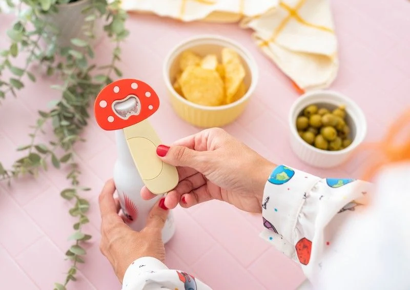APRIBOTTIGLIA A FORMA DI FUNGO
