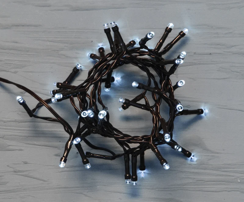 LUCI DI NATALE CATENA CON 50 LED BIANCO GHIACCIO 7.50MT