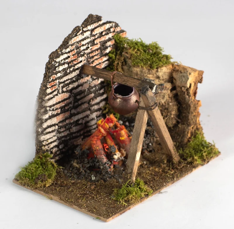 FUOCO CON LAMPADA EFFETTO FIAMMA 15X10X12CM